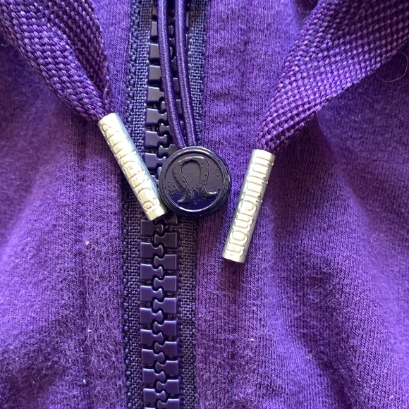 Lululemon zip up - Picture 4 of 7